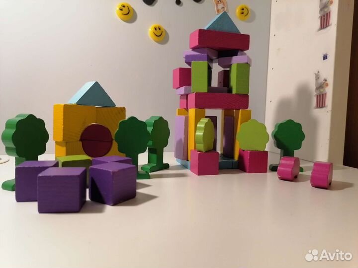 Развивающие игрушки для малышей пакетом