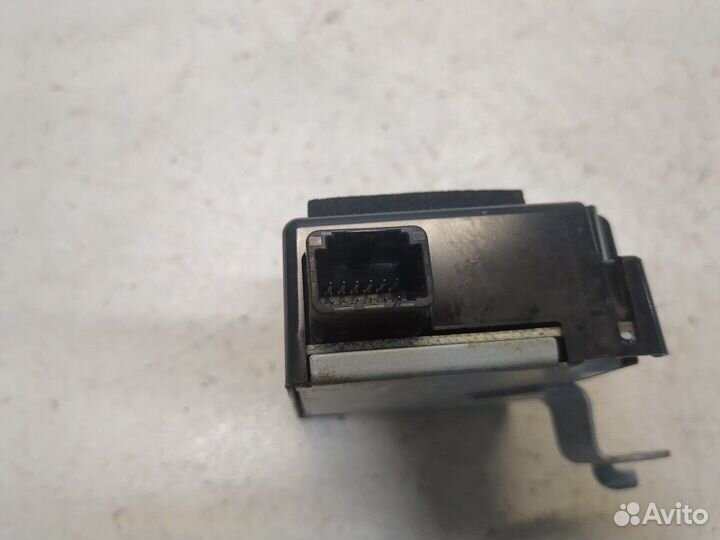 Блок контроля давления в шинах Toyota Avensis 3, 2