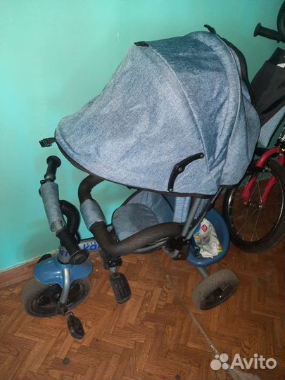 Прогулочная коляска