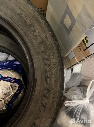 Continental ContiCrossContact LX 215/65 R16