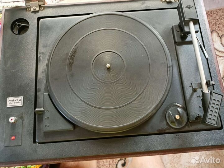 Проигрыватель винила Melodia 104-stereo