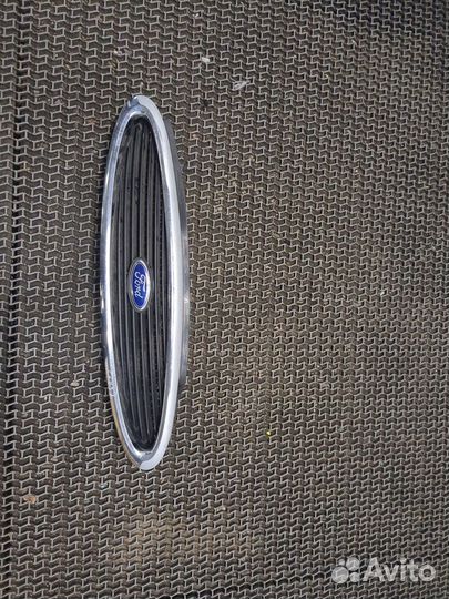 Решетка радиатора Ford Mondeo 2, 1997