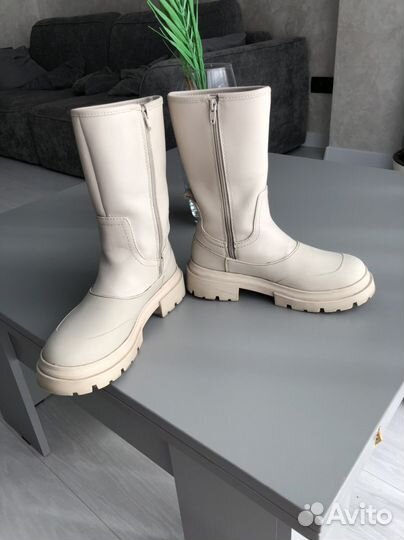 Сапоги Zara