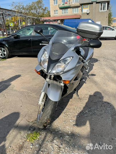 Мотоцикл Honda VFR 800