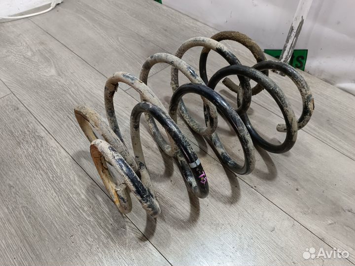 Пара передних пружин для volkswagen transporter T5