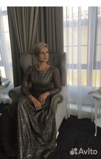 Вечернее платье