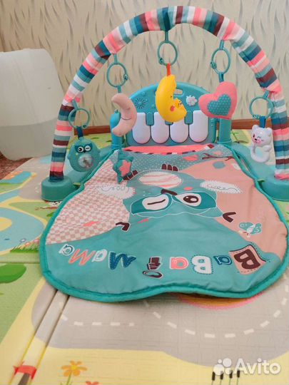 Развивающий коврик