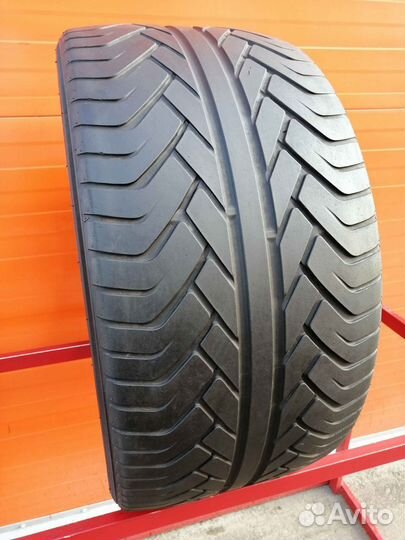 Yokohama Advan ST V802 295/30 R22 106U