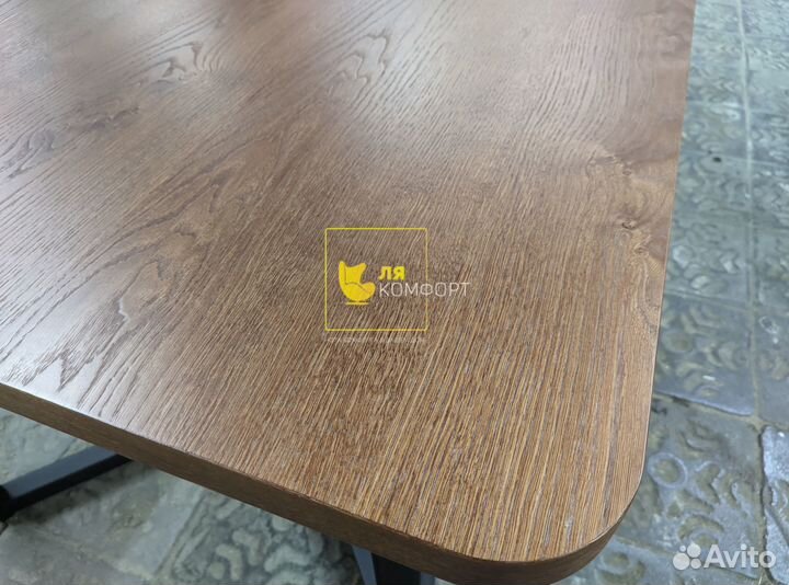 Стол для переговоров лофт