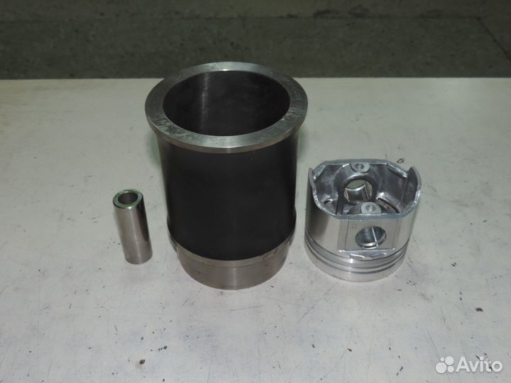 Гильза с поршнем паз-3205 (92,0) гр.А 523-1000105