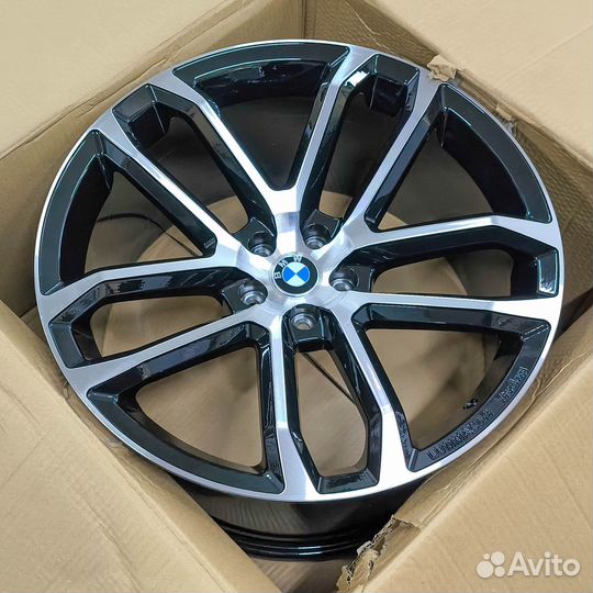 Новые кованые диски R22 Lumma CLR BMW X5 G05