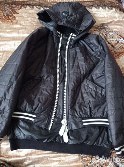 Куртка на девочку подростка