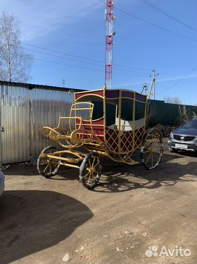 Карета для лошади