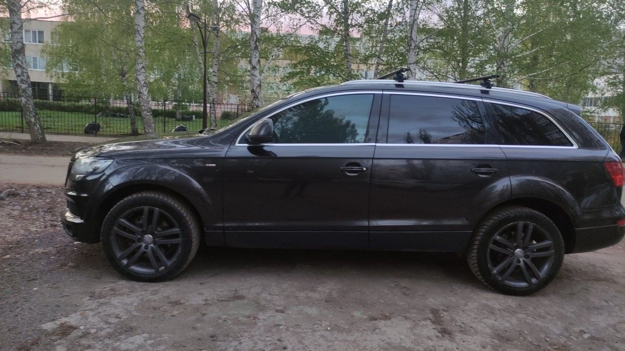 Audi Q7: фото владельца