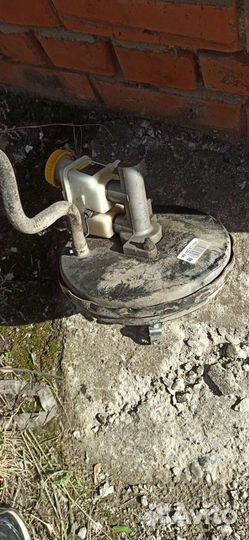 Главный тормозной цилиндр на Шевроле Лачетти