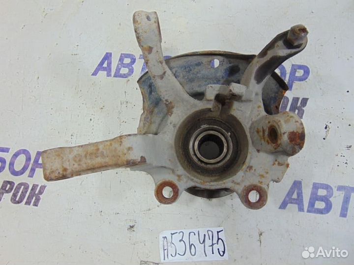 Кулак поворотный передний правый для Nissan X-Trai