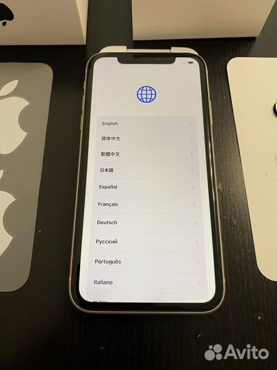 iPhone 11, 64 ГБ