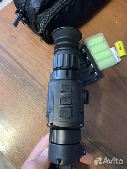 Тепловизор iRay Saim SCP 19W