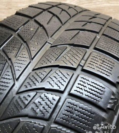 Bridgestone Blizzak LM-60 235/50 R18