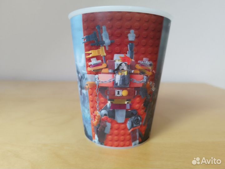 Стакан Лего Макдональдс Бэтмен