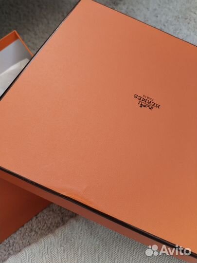 Коробка Hermes 
