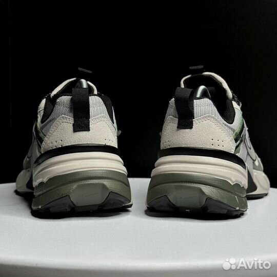 Кроссовки Nike V2K Run Runtekk