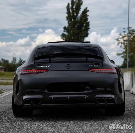 Mercedes benz AMG GT63 S