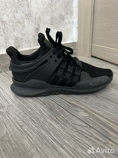 Кроссовки adidas eqt