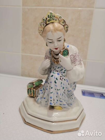 Фарфоровые статуэтки времен СССР
