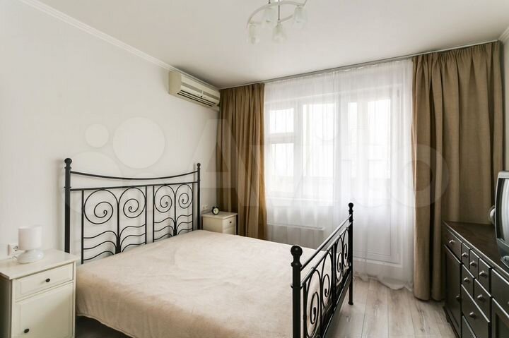 Комната 20 м² в 3-к., 1/17 эт.