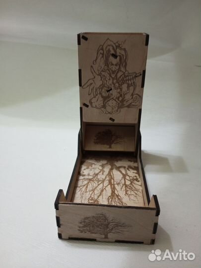 Дайстауэр для бросания кубиков в нардах и др.играх