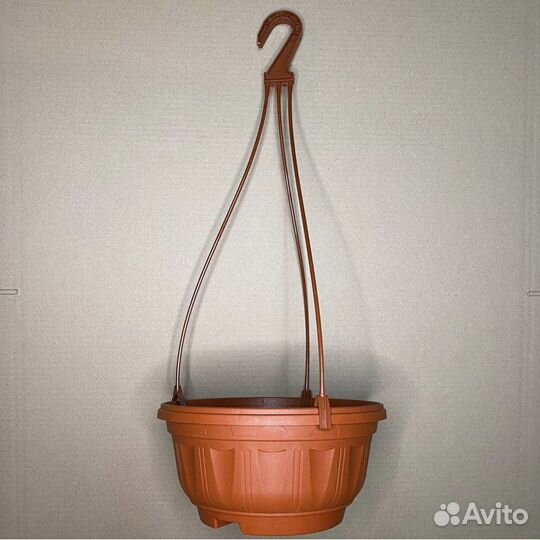 Кашпо для цветов подвесное