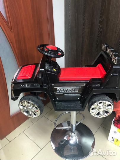 Детское парикмахерское кресло 