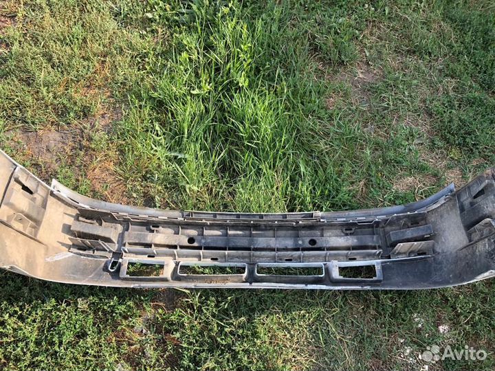 Бампер ваз 2110