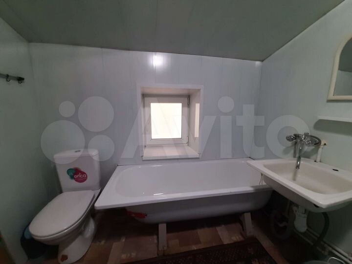 Дом 101,9 м² на участке 8 сот.