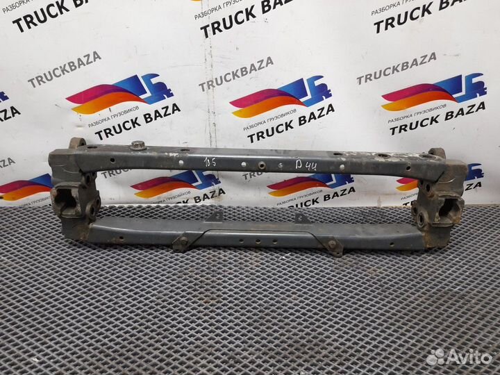 Кронштейн подножек в сборе