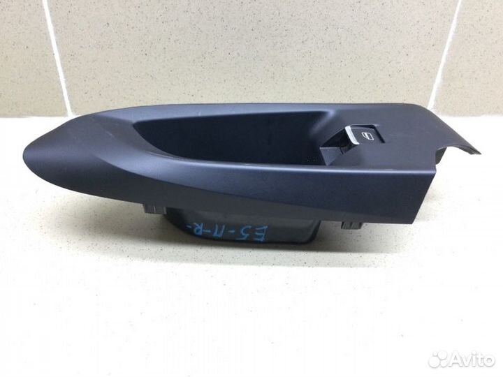 Кнопка стеклоподъемника передняя правая Kaiyi E5