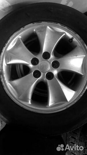 Оригинальные диски R15 от Toyota 42611-YY010