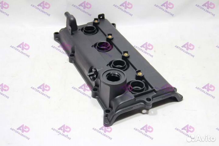 Клапанная крышка Nissan QR20/QR25