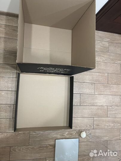 Подарочный бокс