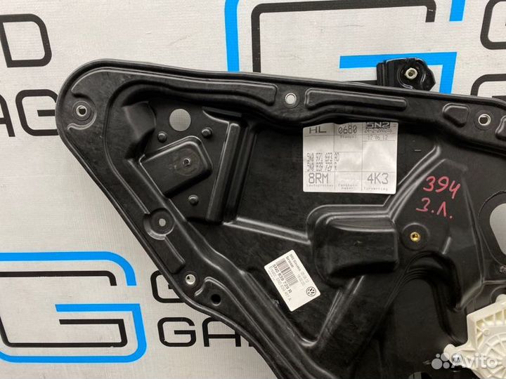 Стеклоподъемник задний левый Volkswagen Tiguan 5N2