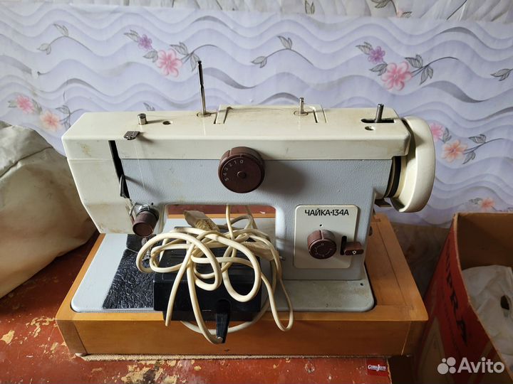 Швейная машина Чайка 134