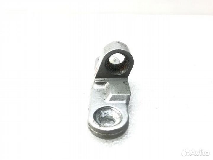 Петля двери задняя левая Mercedes-Benz E-Class