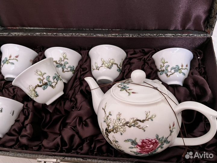 Чайный подарочный набор (чайник,пиала)