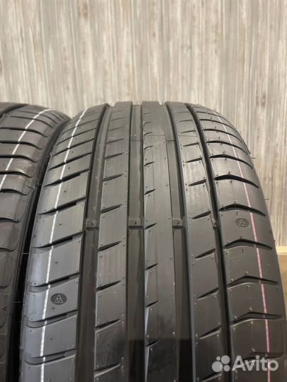 Triangle EffeXSport TH202 255/45 R19 103Y