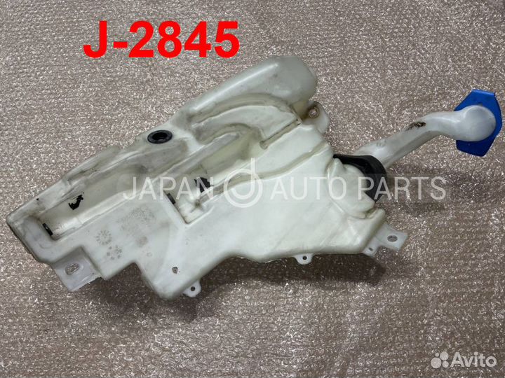 Бачок омывателя лобового фар audi D3 A8 4E