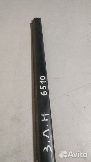 Уплотнитель стекла двери задний левый Kia Spectra