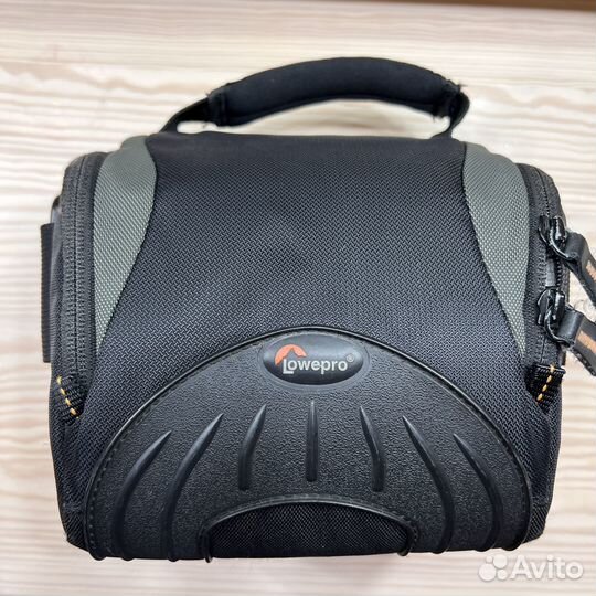 Сумка для фотоаппарата lowepro