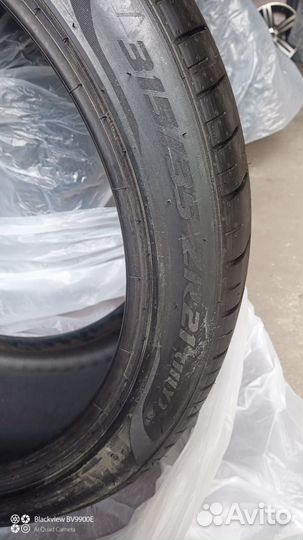 Pirelli P Zero 315/35 R21 и 295/35 R21