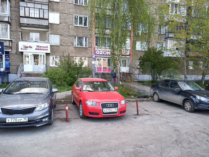 Торговая площадь, 53 м²